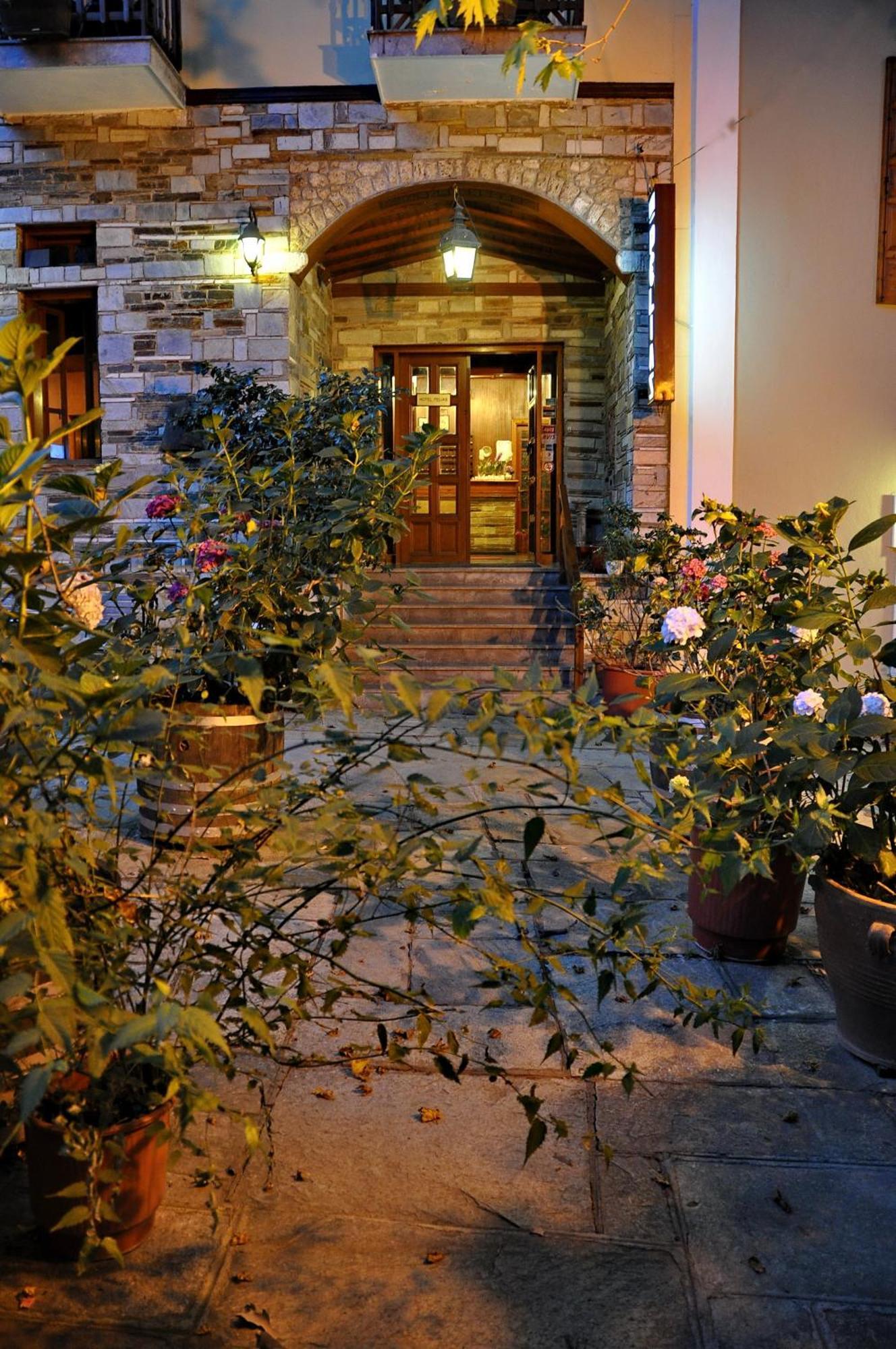 Pelias Hotel Portaria  Exterior photo