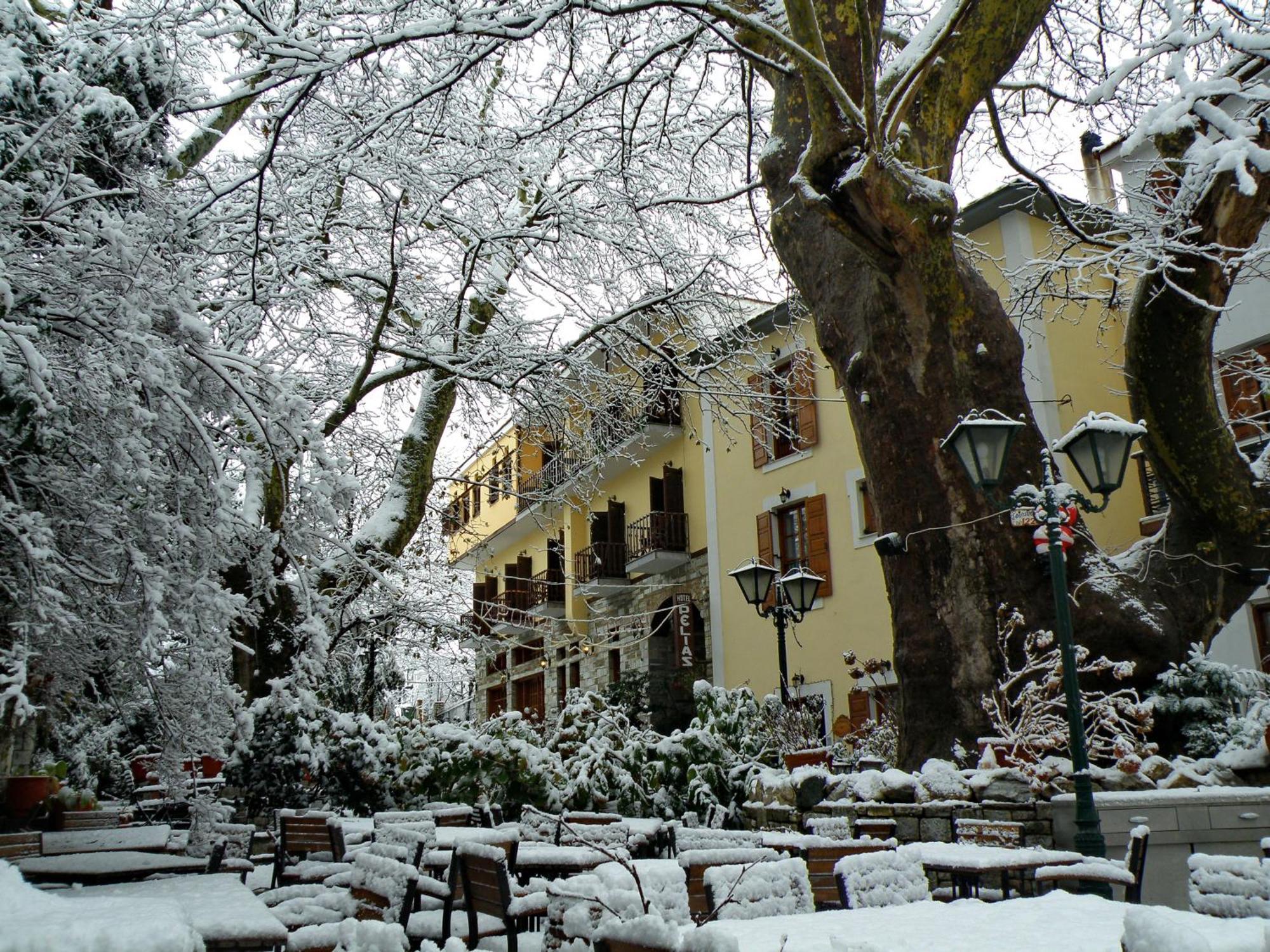 Pelias Hotel Portaria  Exterior photo